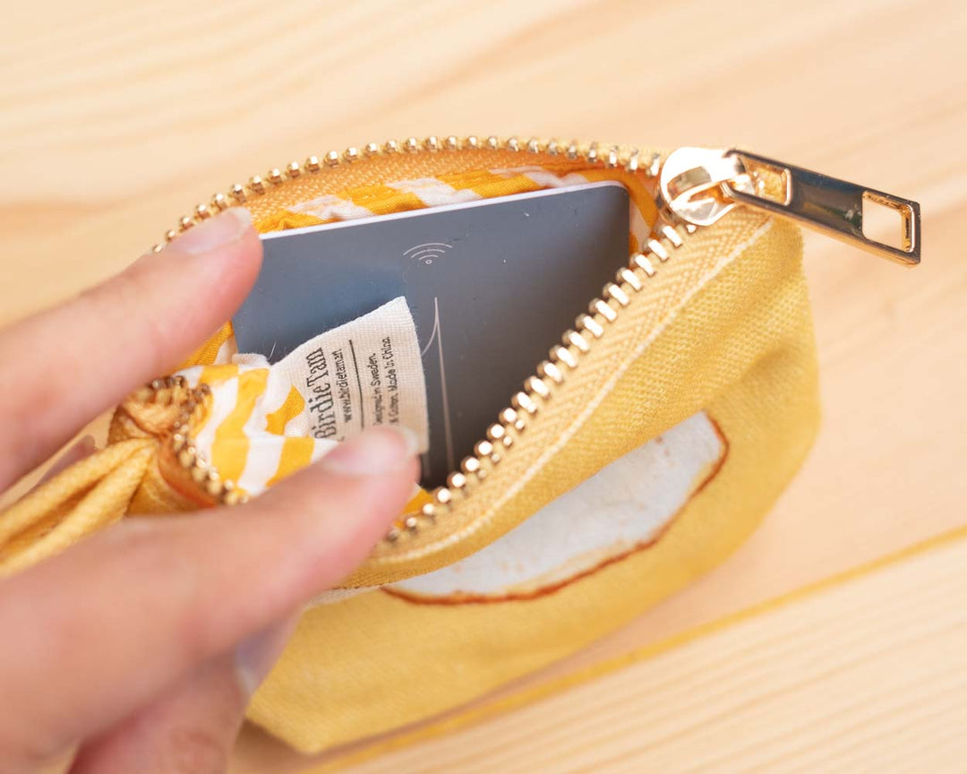 Coin pouch - Guinea egg