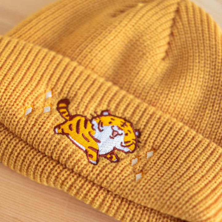 Beanie (short) - Tiger, yellow