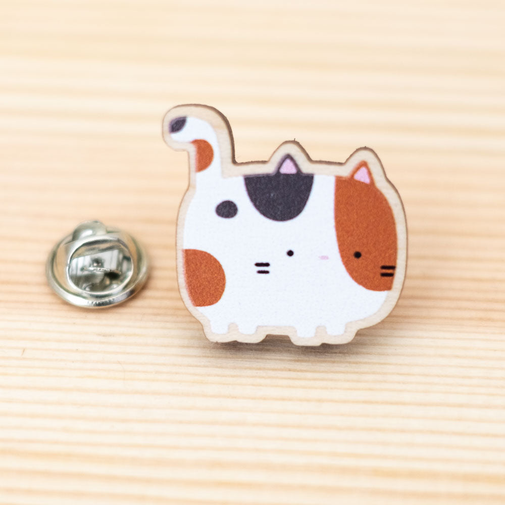Wooden pin - Cat, calico