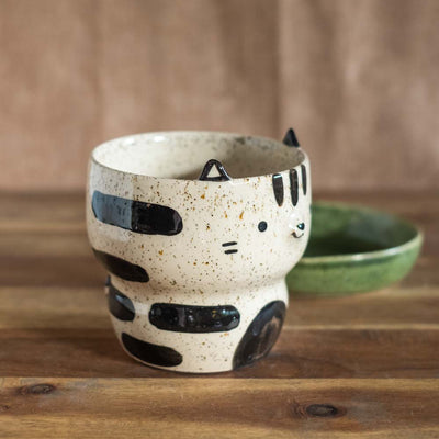 Planter with dish, small - Striped cat no. 68