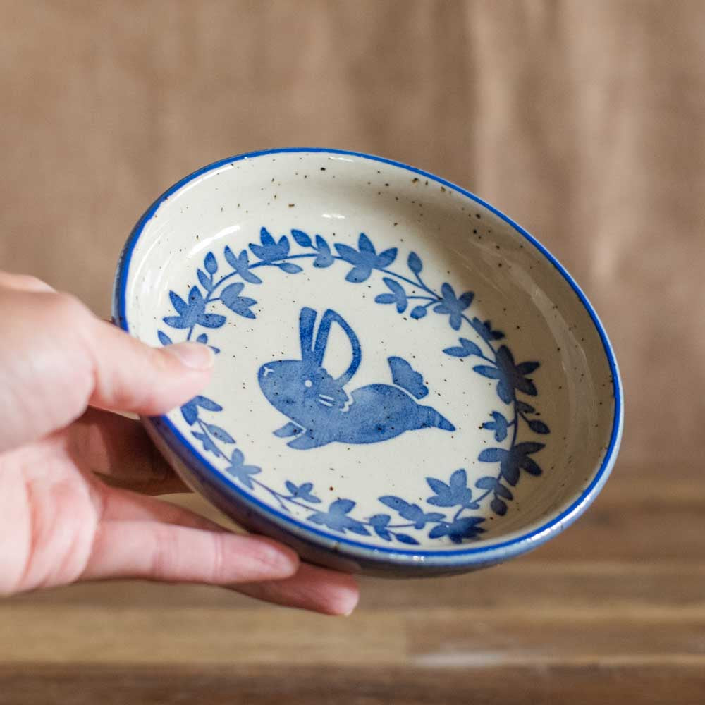 Classic dish - Leaping bunny no. 119