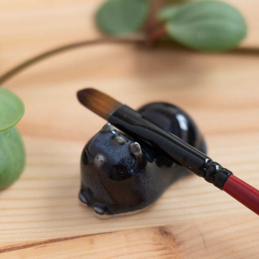 Chopstick rest - Cat, glazed galaxy black