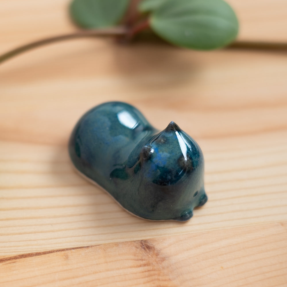 Chopstick rest - Cat, glazed seafoam blue