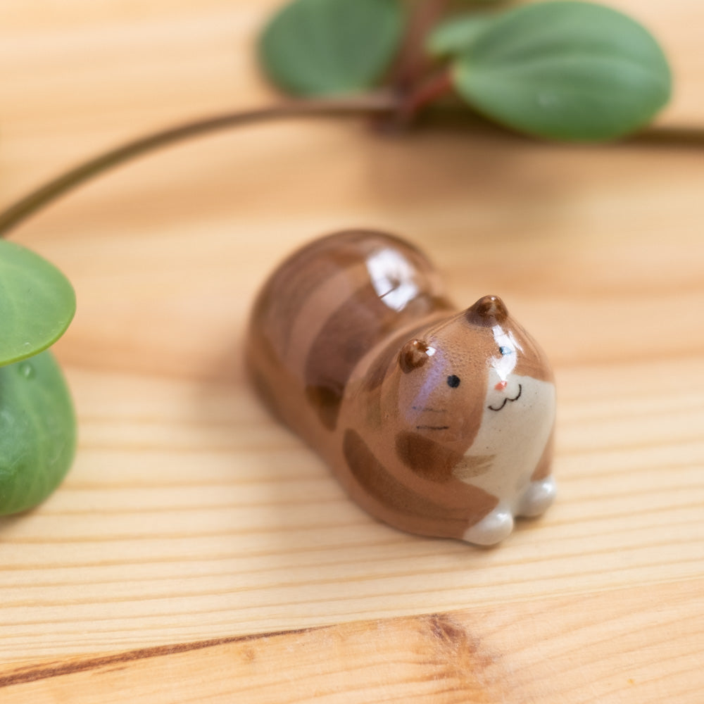 Chopstick rest - Cat, brown tabby