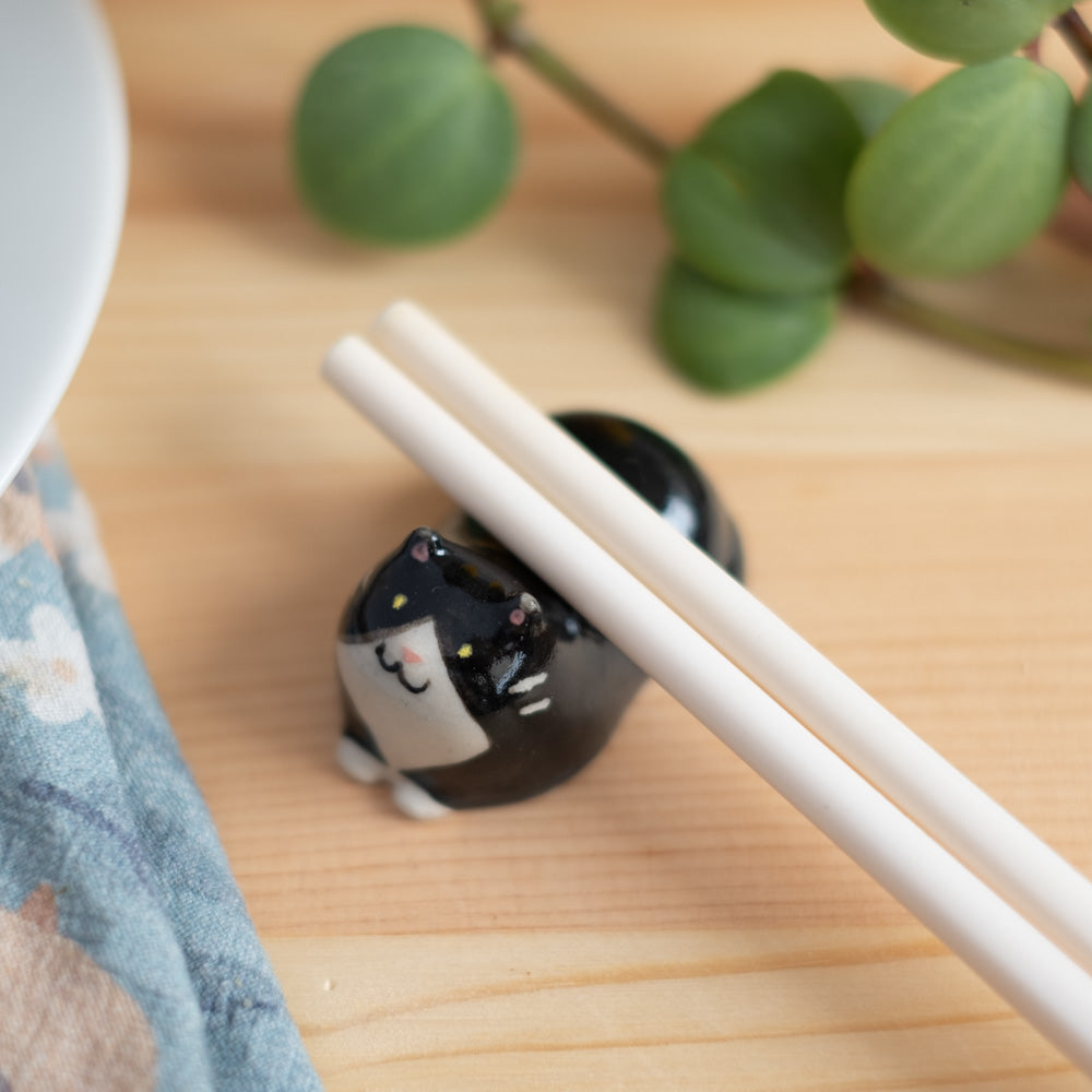 Chopstick rest - Cat, black tuxedo