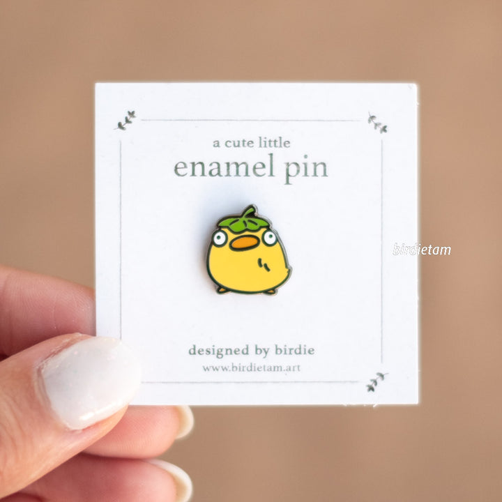 Enamel pin - Mini duck with a leaf