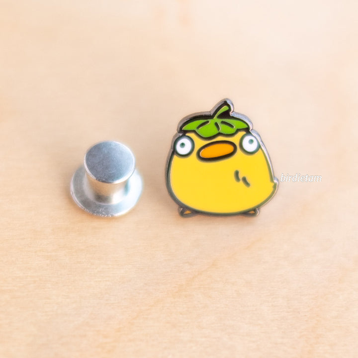 Enamel pin - Mini duck with a leaf