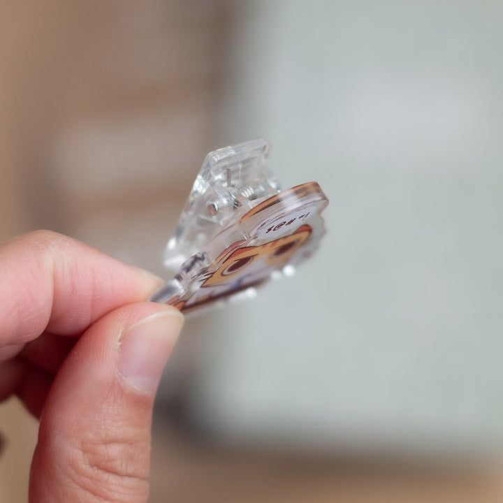 Magnetic clip - Corporate cat