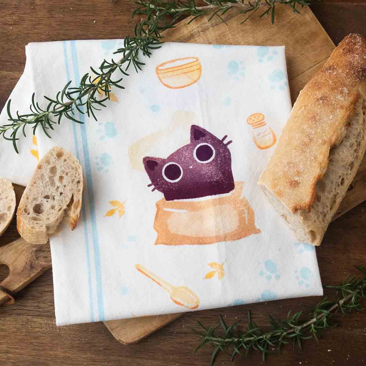 Tea towel - Little cat bakers