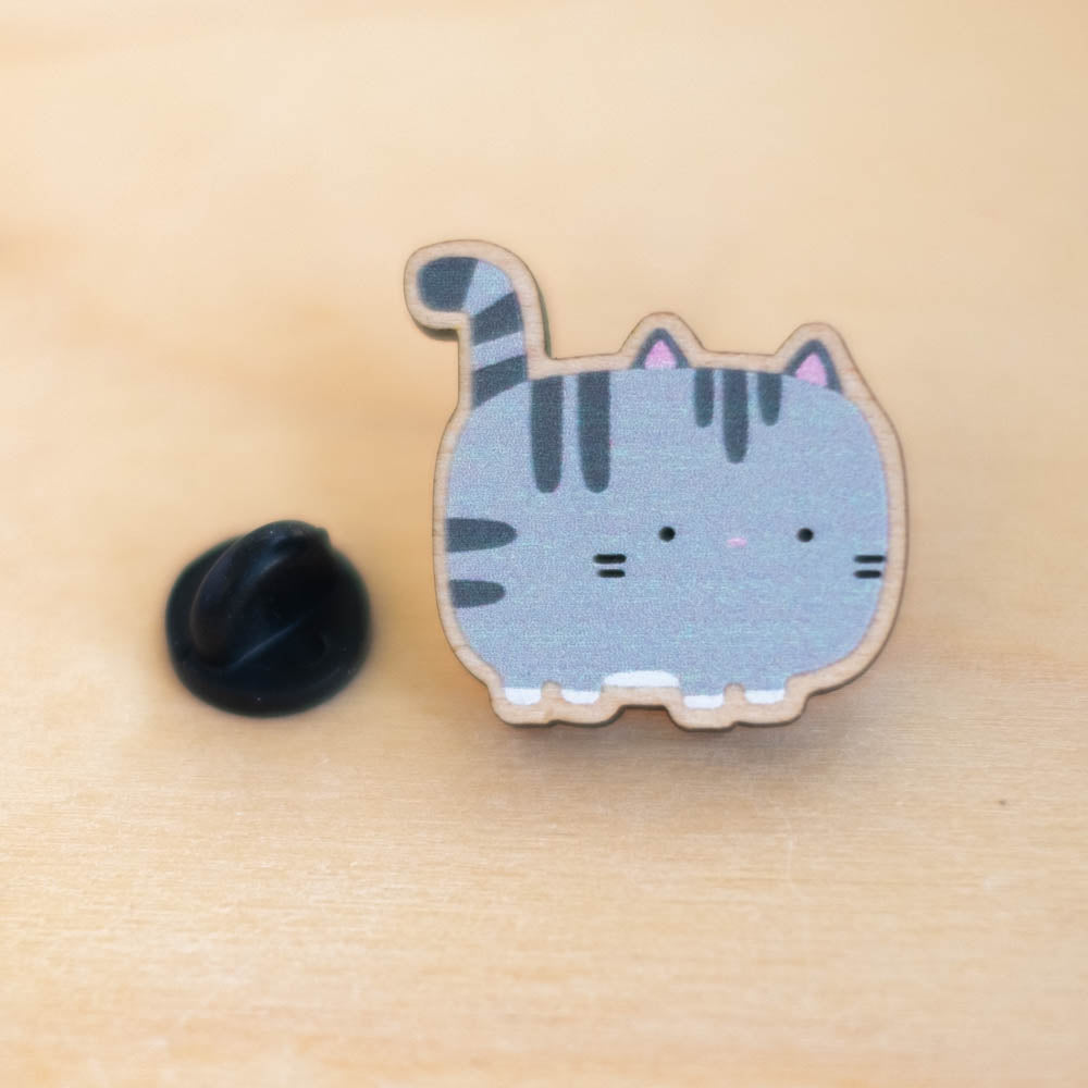 Wooden pin - Cat, grey tabby cat