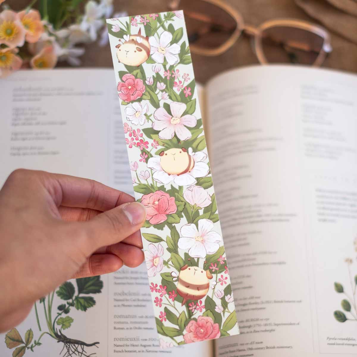Bookmark - Guinea bees and blossoms