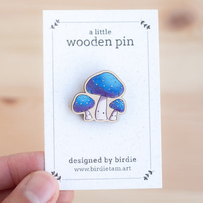 Wooden pin - Mushroom (cerulean)