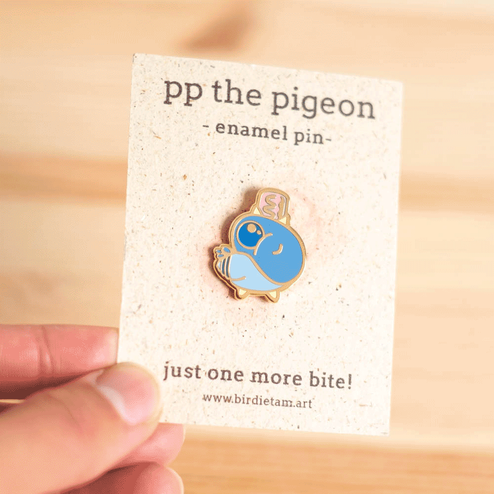 Enamel pin - PP the Pigeon, hot dog