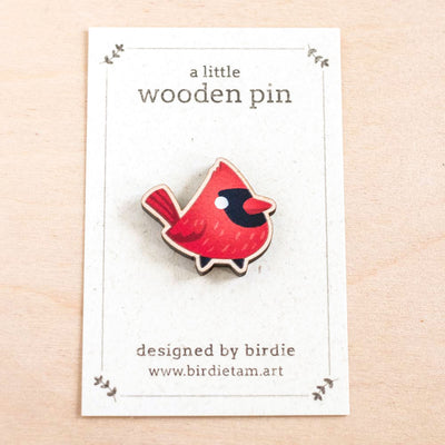 Wooden pin - Red Cardinal